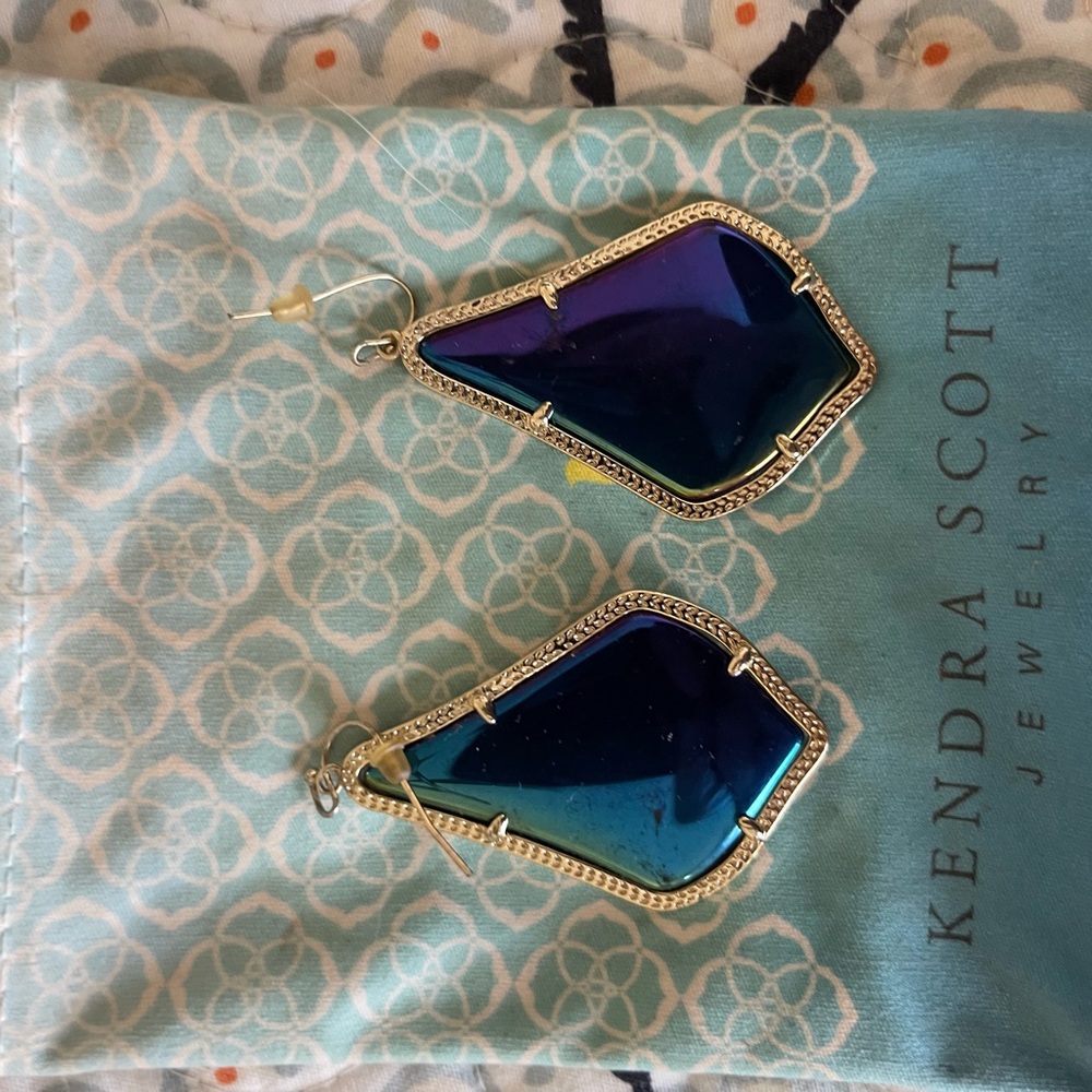 Kendra Scott earrings